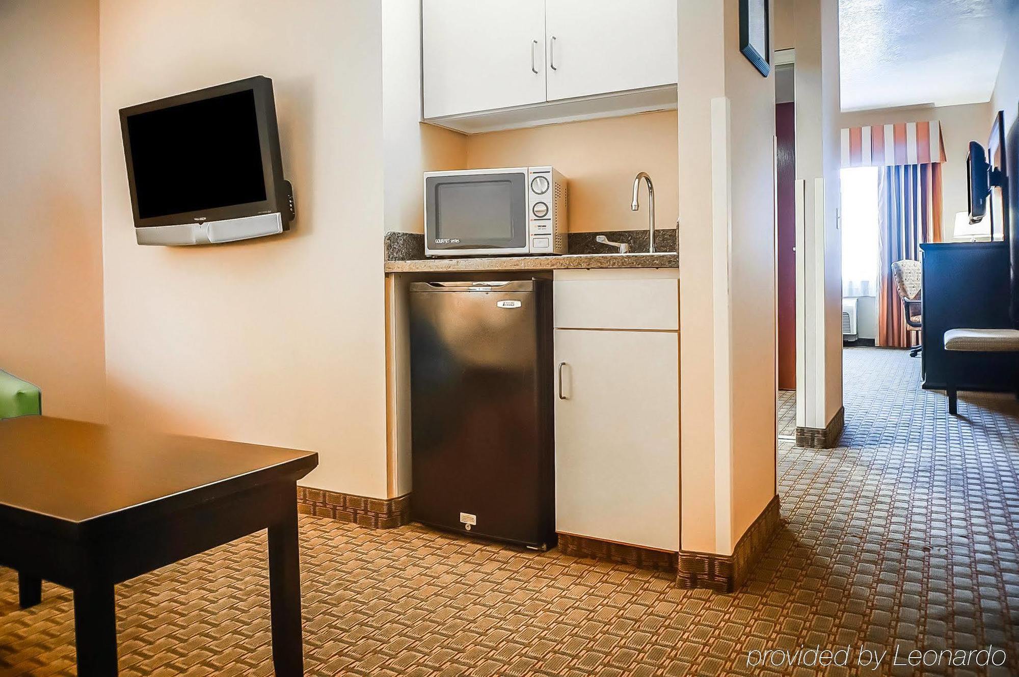 Quality Inn & Suites Roswell Eksteriør billede